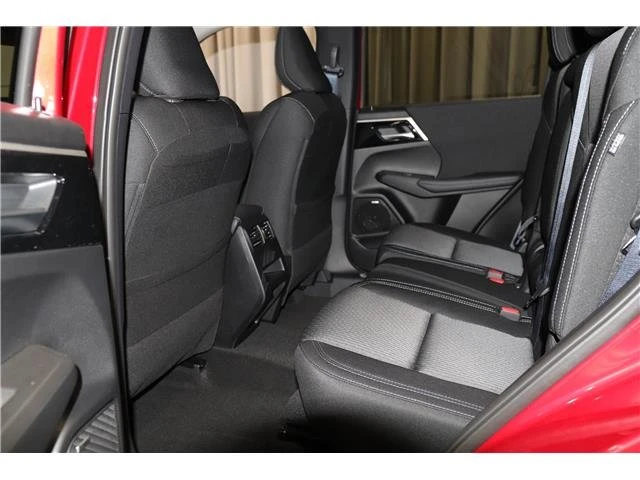 2026 Mitsubishi Outlander - Image 14 of 20
