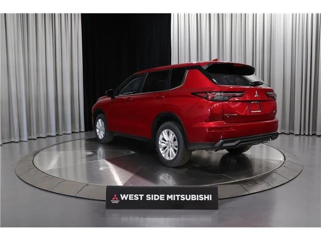 2026 Mitsubishi Outlander - Image 4 of 20
