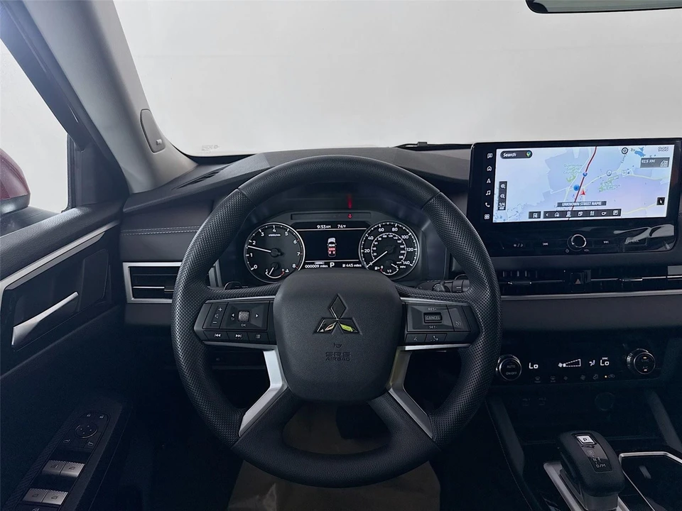 2026 Mitsubishi Outlander - Image 3 of 21