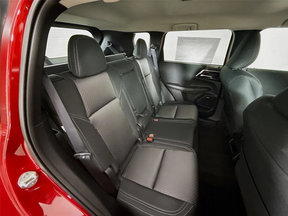 2026 Mitsubishi Outlander - Image 20 of 21