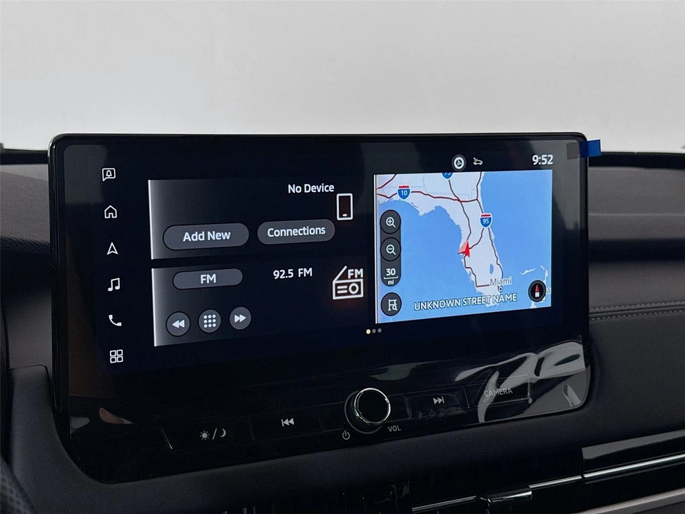 2026 Mitsubishi Outlander - Image 9 of 21