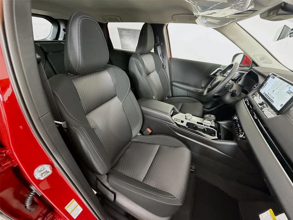 2026 Mitsubishi Outlander - Image 21 of 21