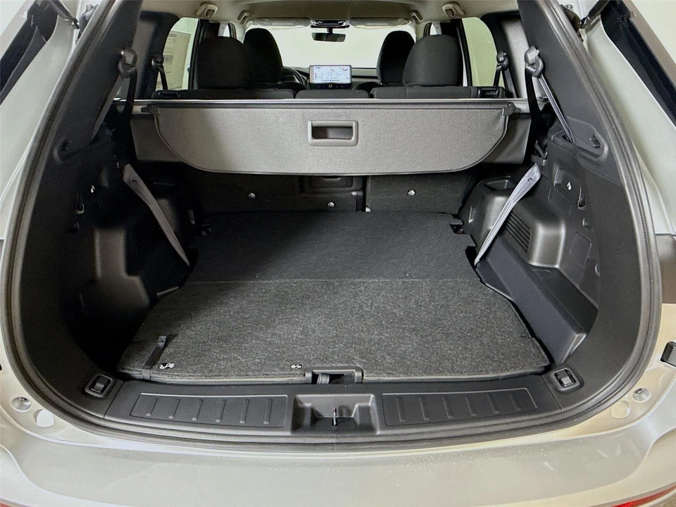 2026 Mitsubishi Outlander - Image 17 of 21