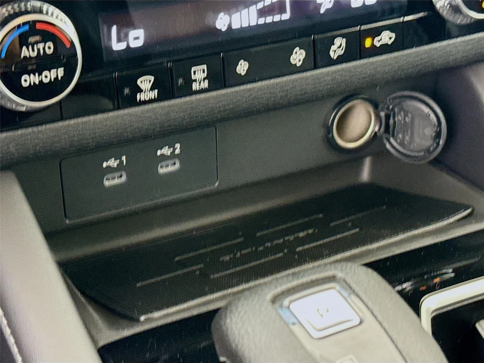2026 Mitsubishi Outlander - Image 15 of 21