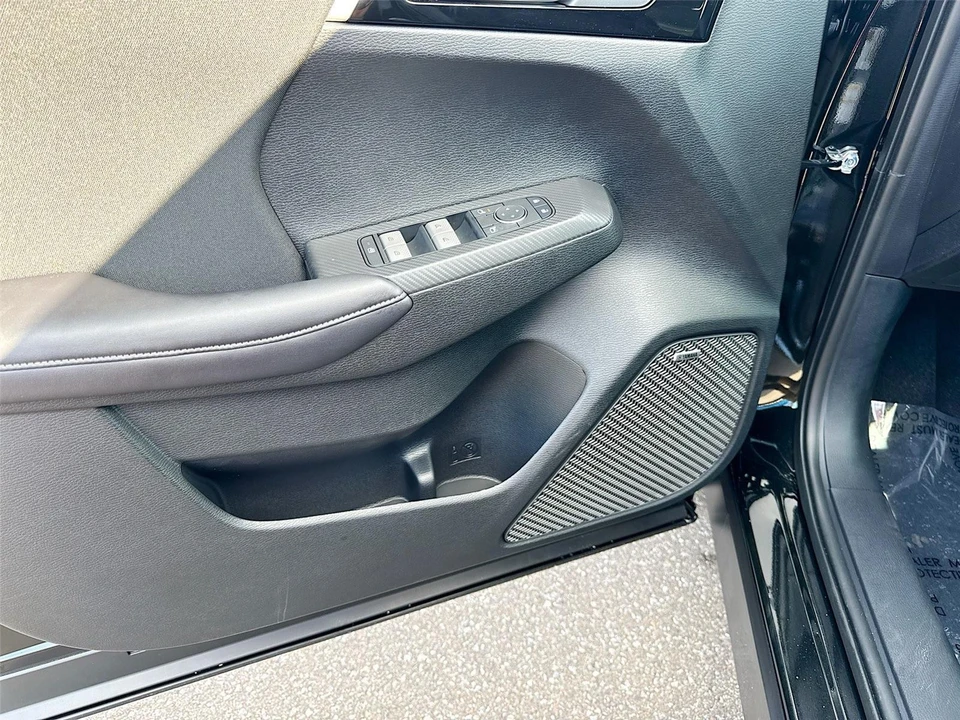 2026 Mitsubishi Outlander - Image 19 of 21
