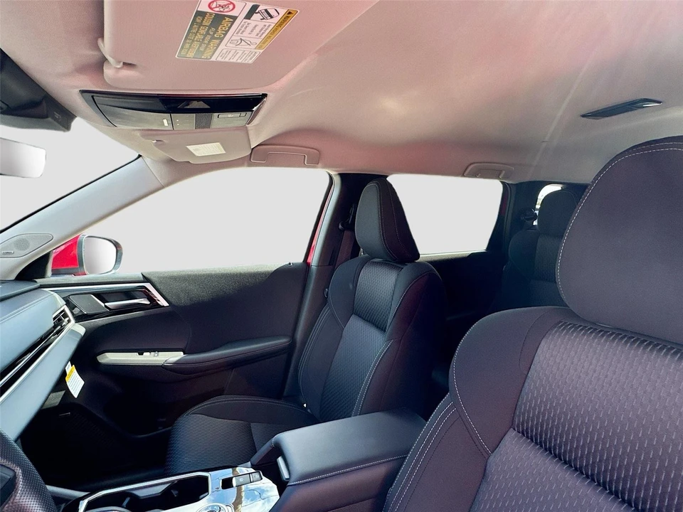 2026 Mitsubishi Outlander - Image 17 of 21