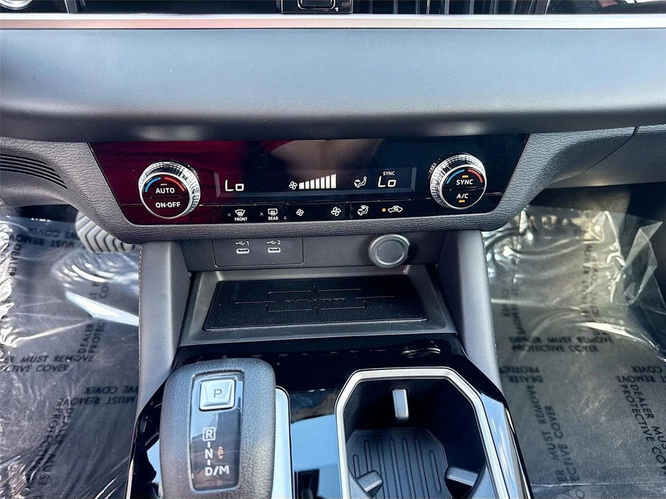 2026 Mitsubishi Outlander - Image 14 of 21