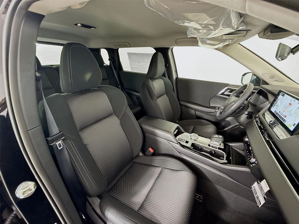 2026 Mitsubishi Outlander - Image 19 of 21