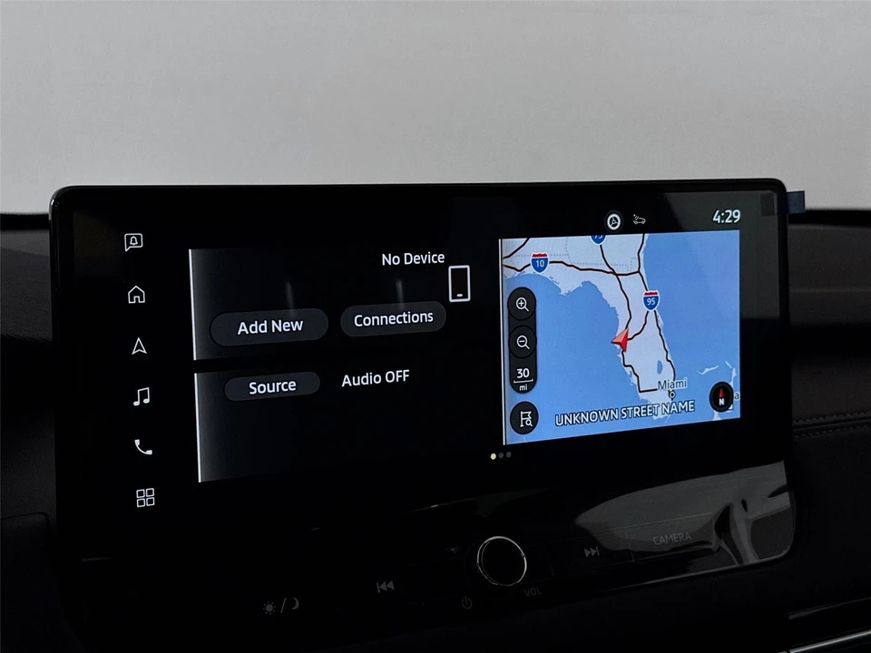 2026 Mitsubishi Outlander - Image 9 of 21