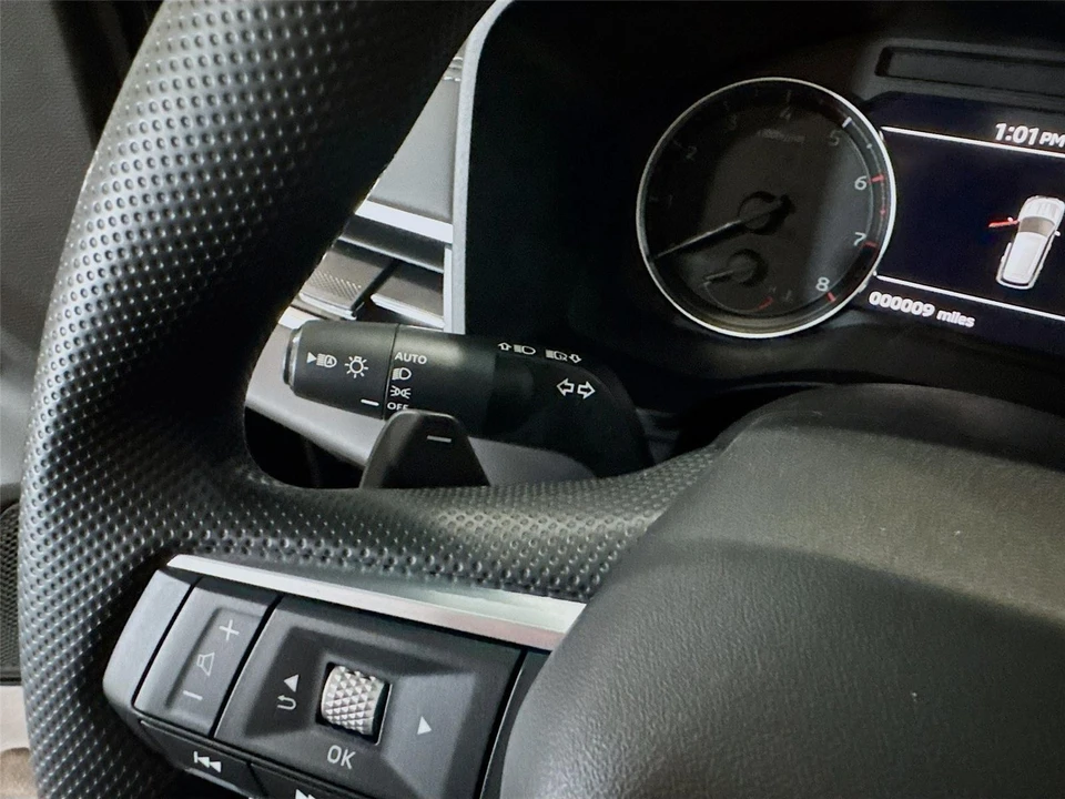 2026 Mitsubishi Outlander - Image 5 of 21