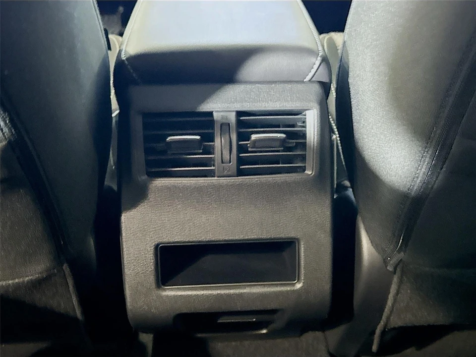2026 Mitsubishi Outlander - Image 20 of 21