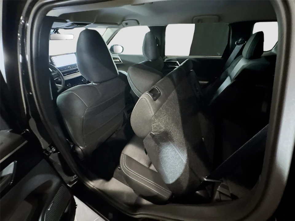 2026 Mitsubishi Outlander - Image 21 of 21