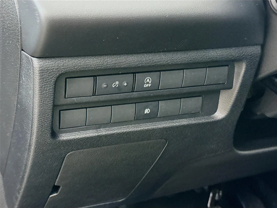 2026 Mitsubishi Outlander - Image 6 of 21