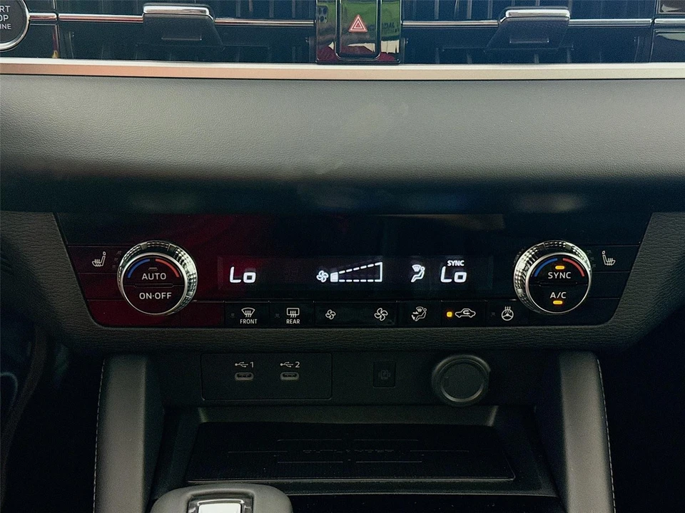 2026 Mitsubishi Outlander - Image 15 of 21