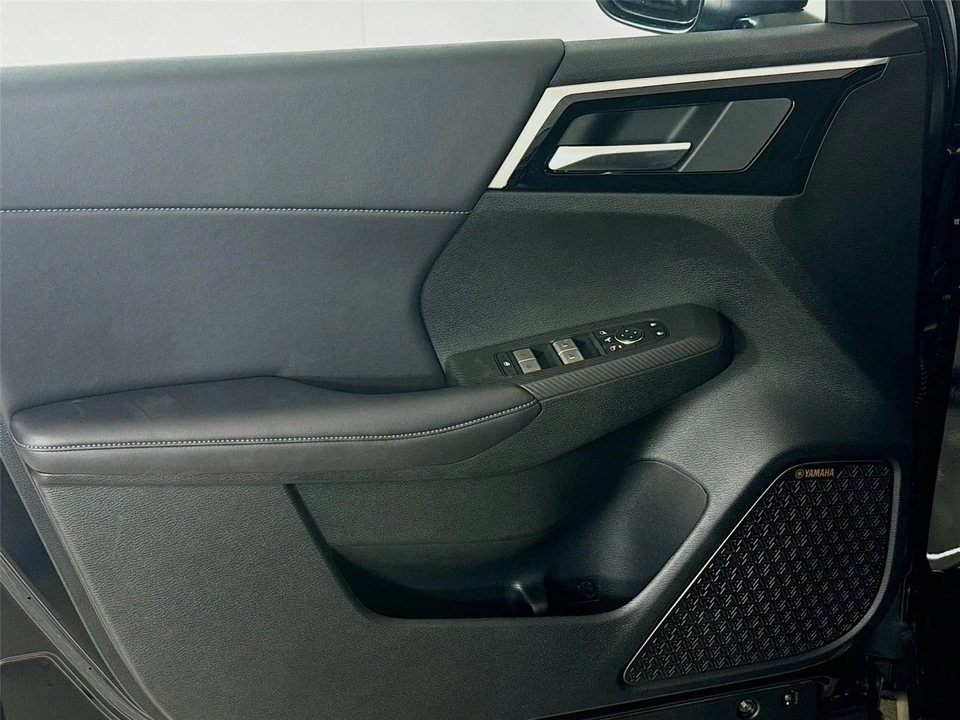 2026 Mitsubishi Outlander - Image 17 of 21