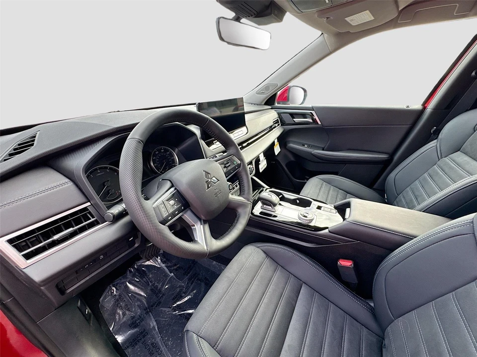2026 Mitsubishi Outlander - Image 9 of 21
