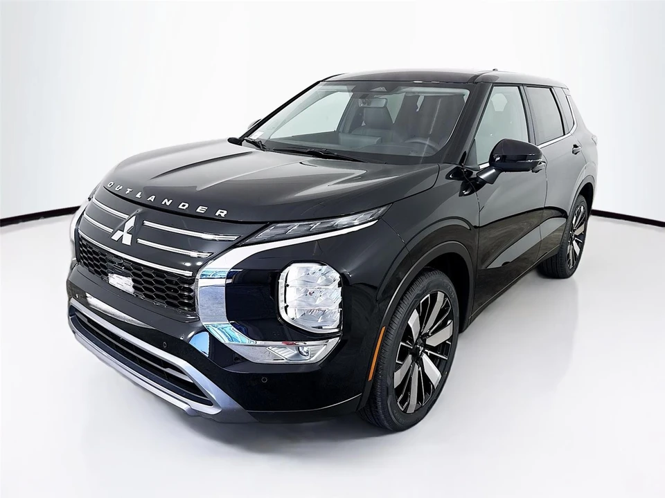 2026 Mitsubishi Outlander - Image 3 of 21