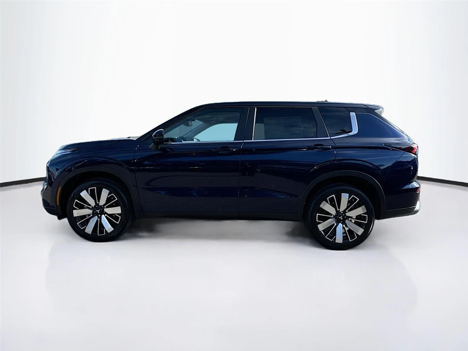 2026 Mitsubishi Outlander - Image 3 of 21