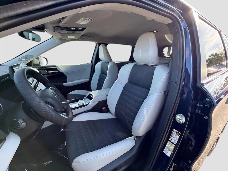2026 Mitsubishi Outlander - Image 18 of 21