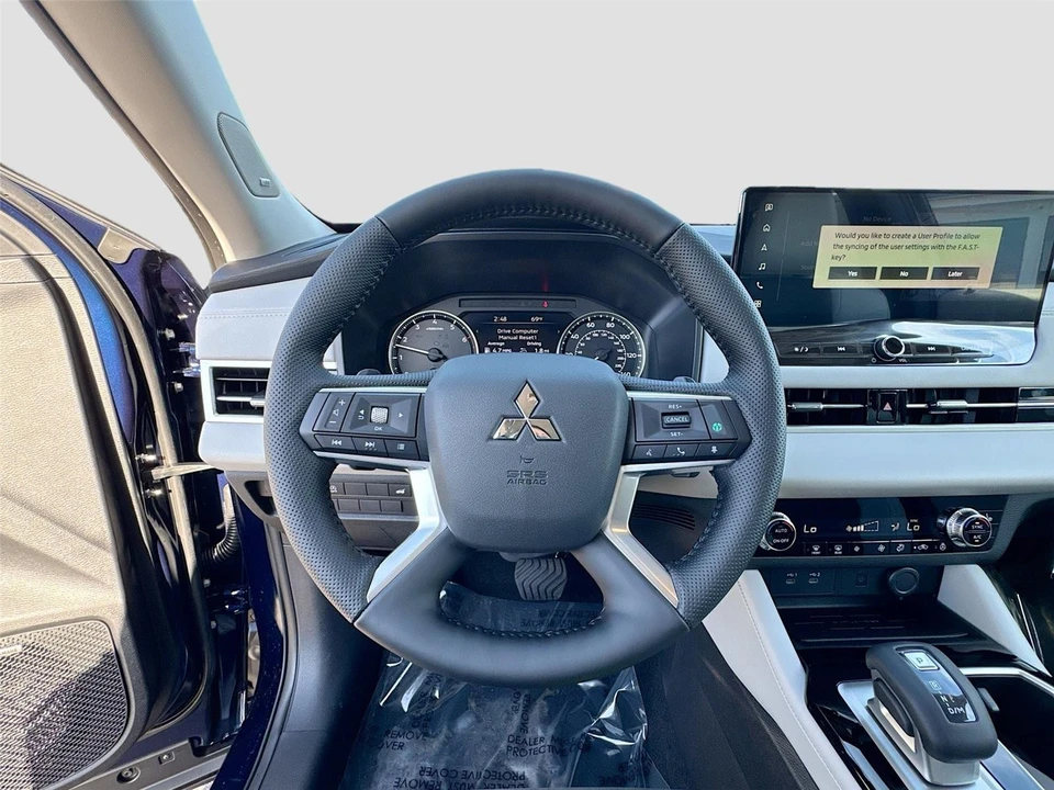 2026 Mitsubishi Outlander - Image 10 of 21
