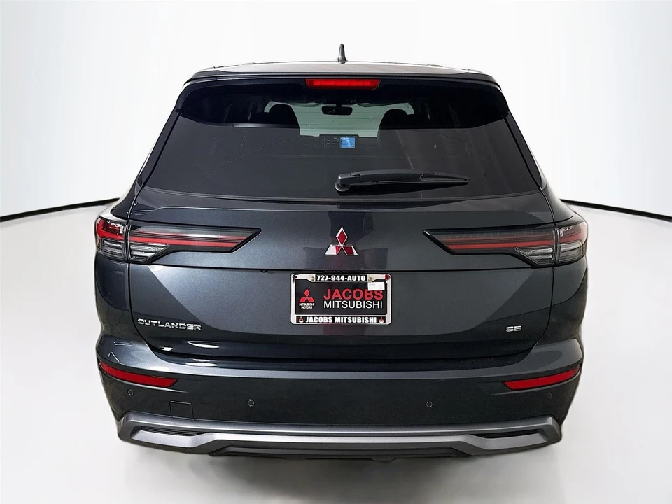 2026 Mitsubishi Outlander - Image 6 of 21