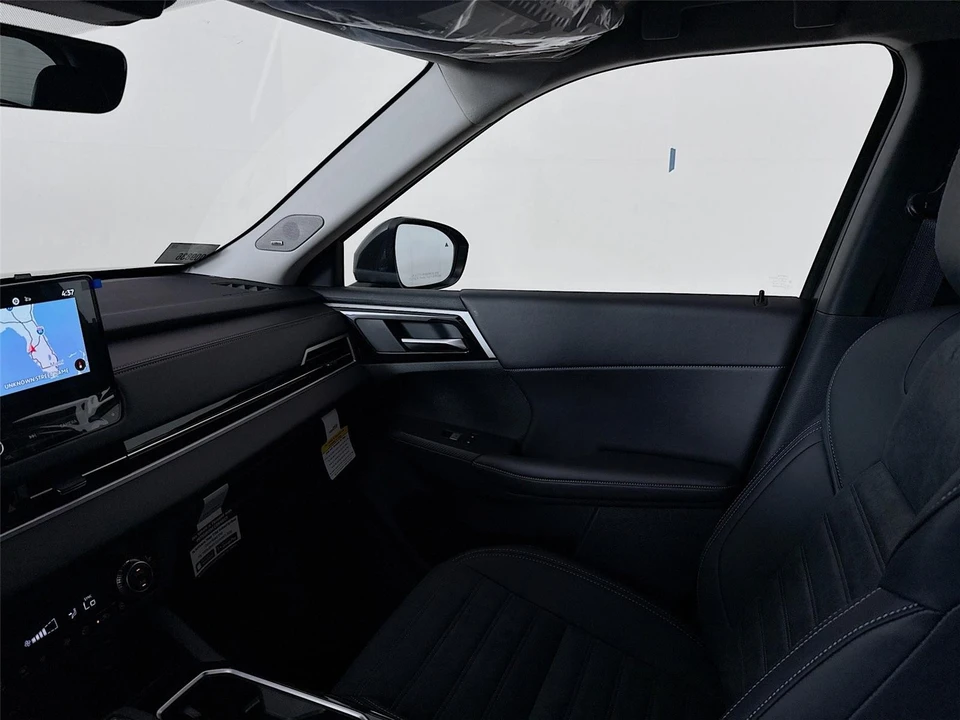 2026 Mitsubishi Outlander - Image 20 of 21