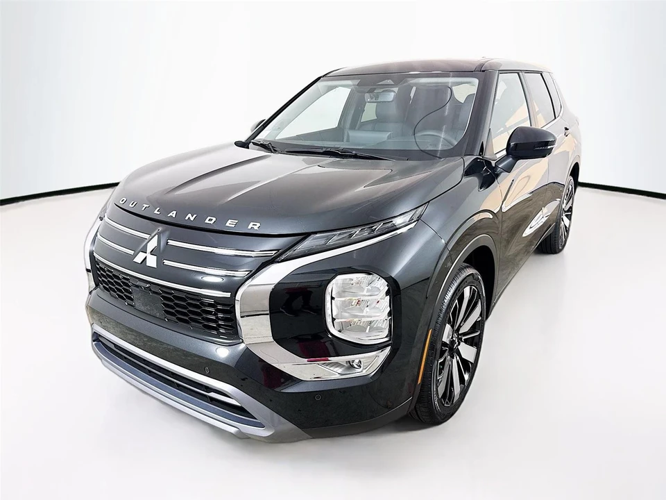 2026 Mitsubishi Outlander - Image 3 of 21