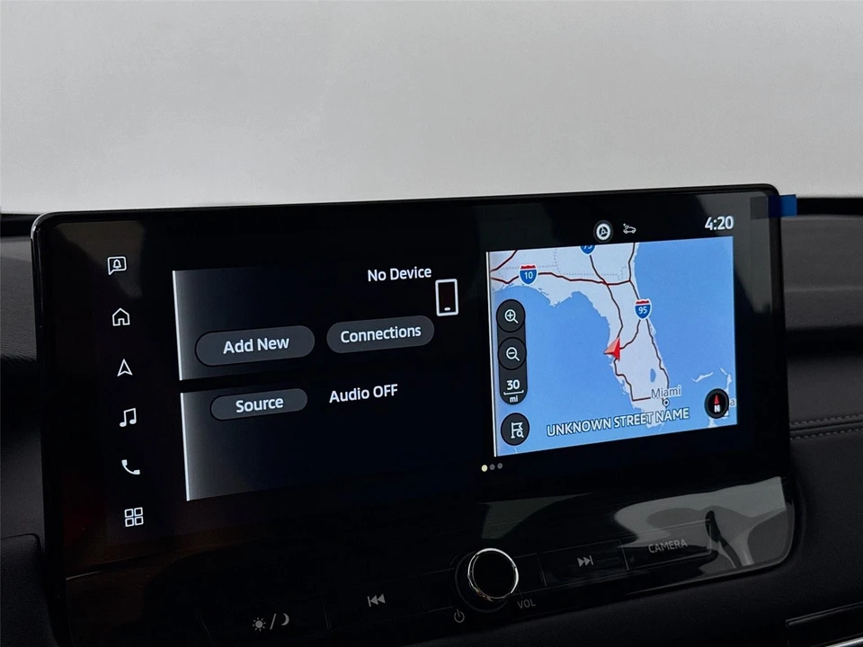 2026 Mitsubishi Outlander - Image 14 of 21