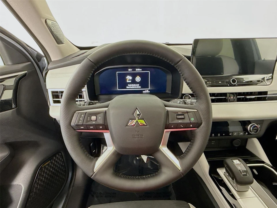 2026 Mitsubishi Outlander - Image 11 of 21