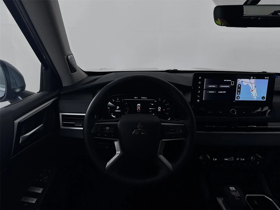 2026 Mitsubishi Outlander - Image 20 of 21