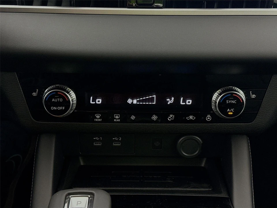 2026 Mitsubishi Outlander - Image 15 of 21