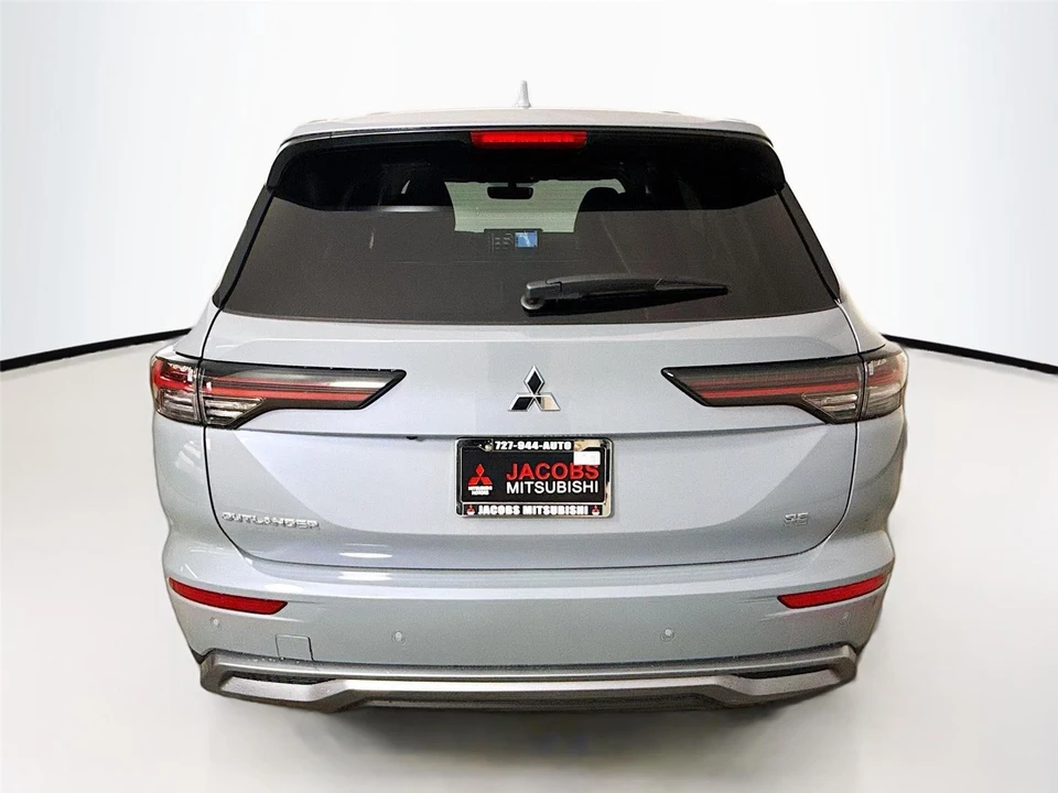 2026 Mitsubishi Outlander - Image 6 of 21