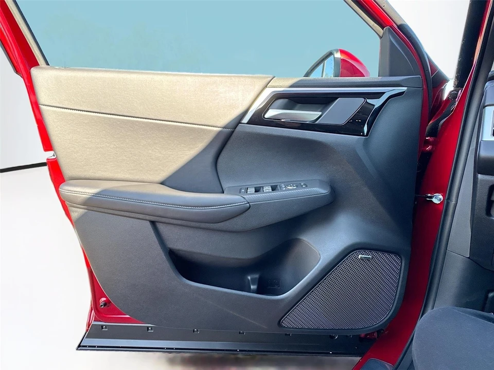 2026 Mitsubishi Outlander - Image 17 of 21