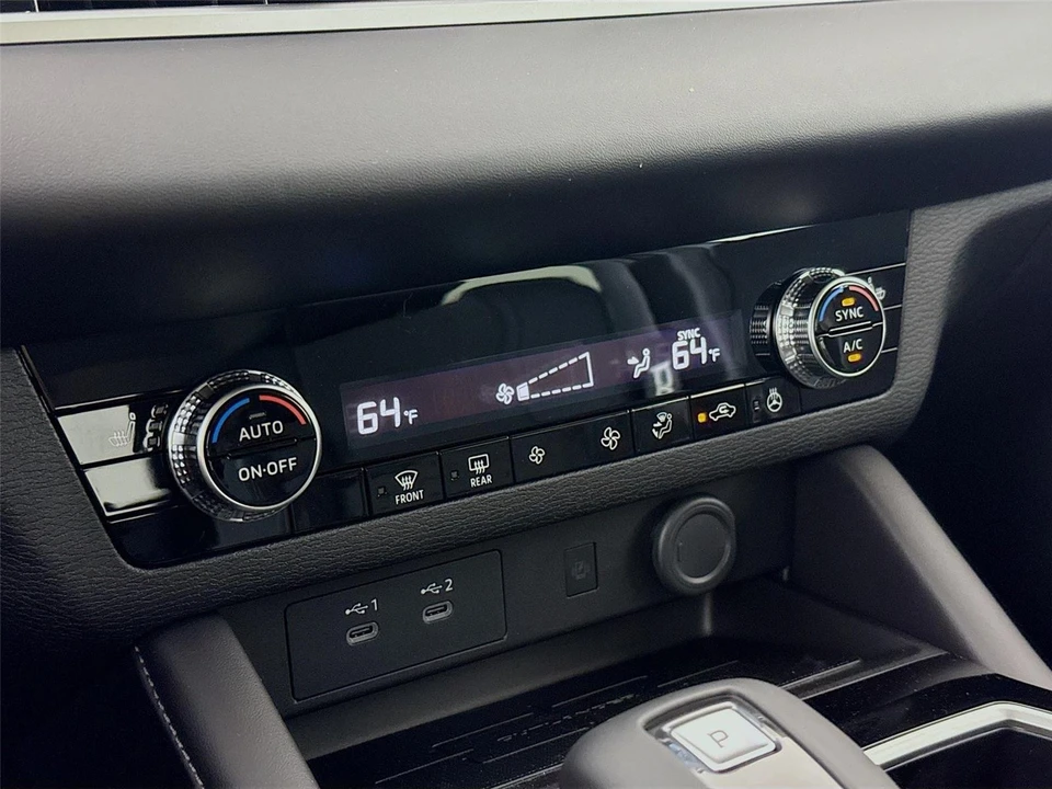 2026 Mitsubishi Outlander - Image 13 of 21
