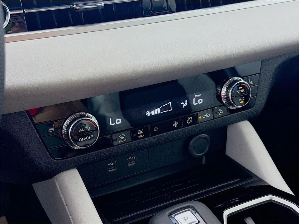 2026 Mitsubishi Outlander - Image 13 of 21