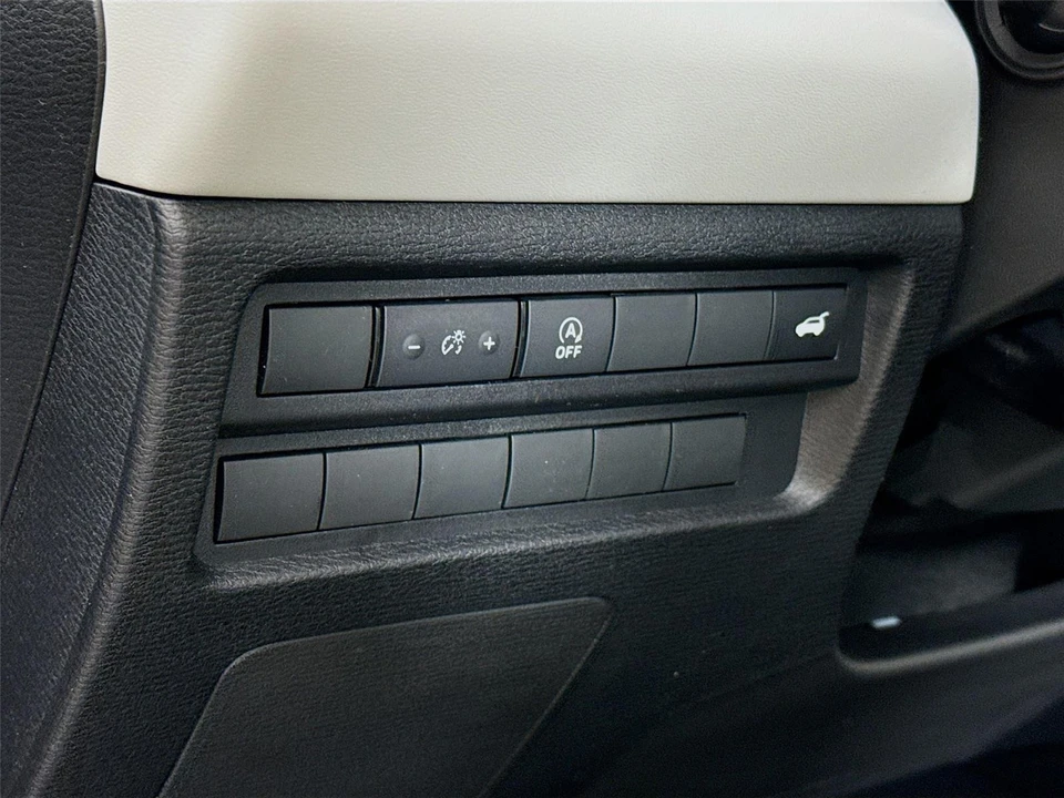 2026 Mitsubishi Outlander - Image 6 of 21