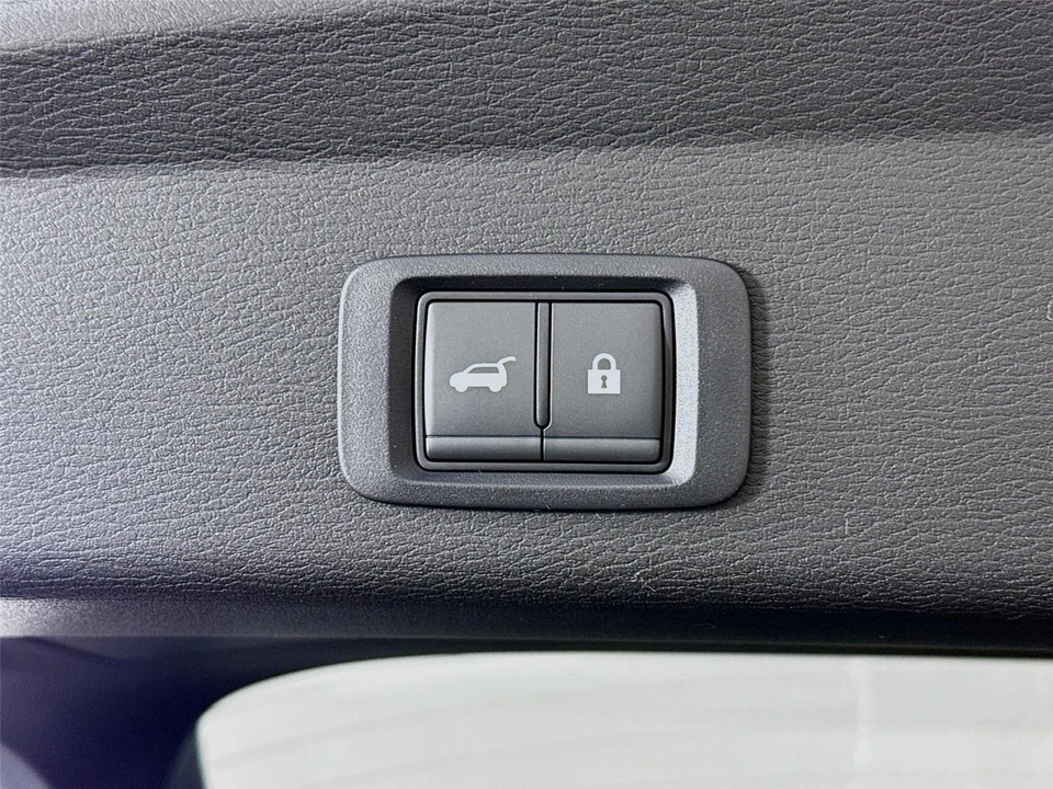 2026 Mitsubishi Outlander - Image 18 of 21