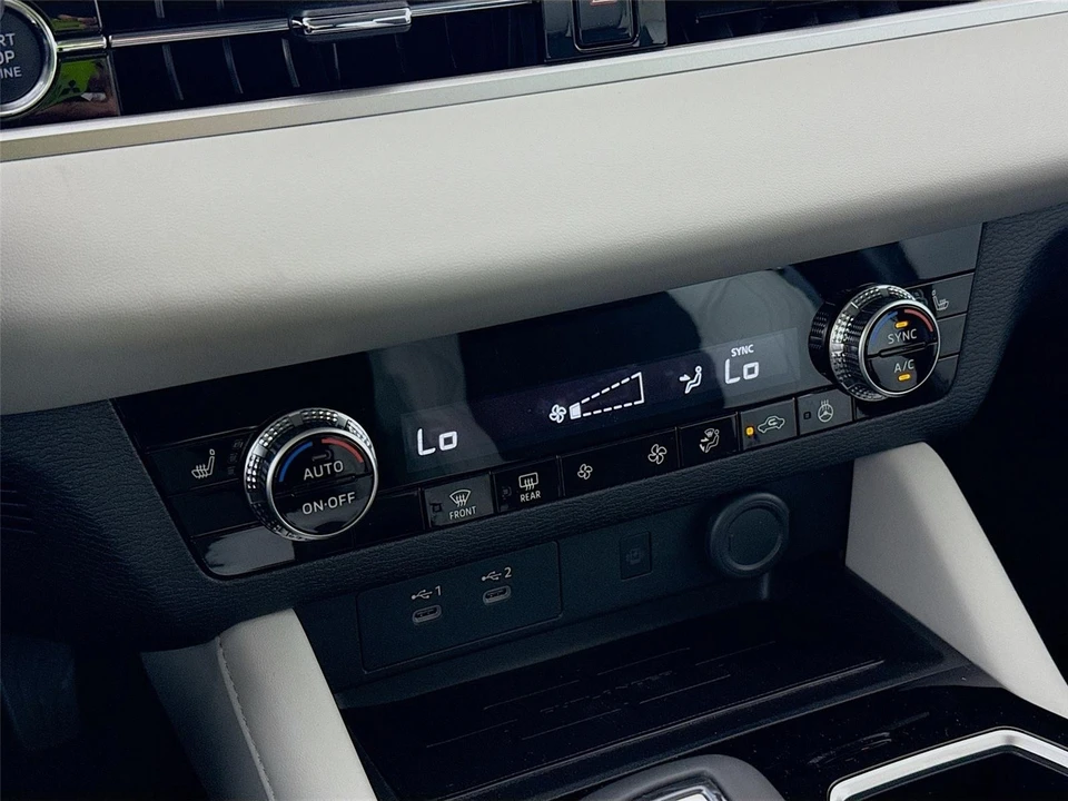 2026 Mitsubishi Outlander - Image 13 of 21