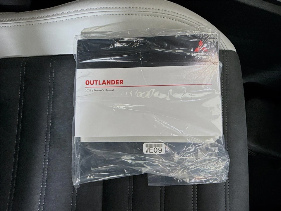 2026 Mitsubishi Outlander - Image 21 of 21
