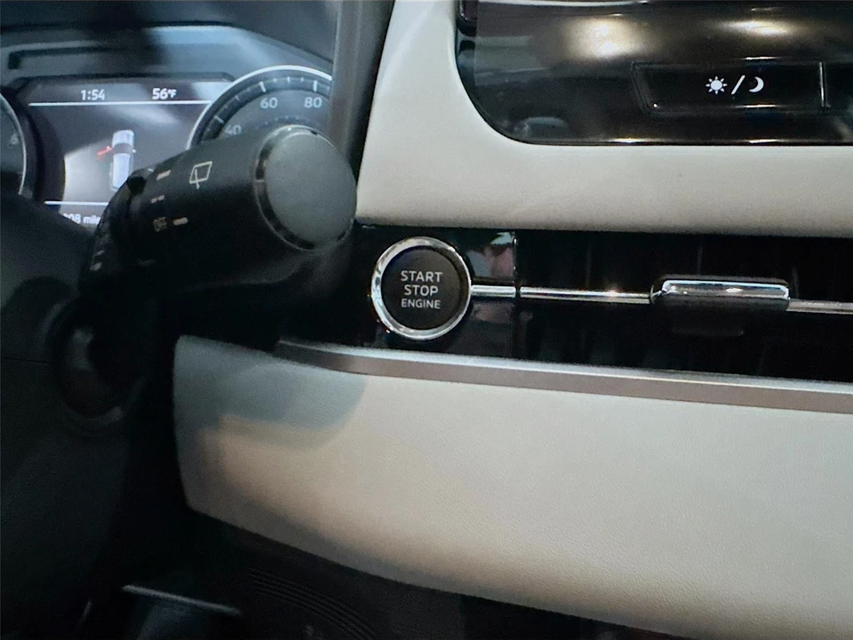 2026 Mitsubishi Outlander - Image 14 of 21