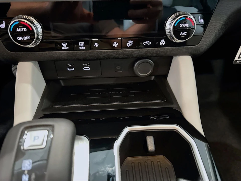 2026 Mitsubishi Outlander - Image 17 of 21