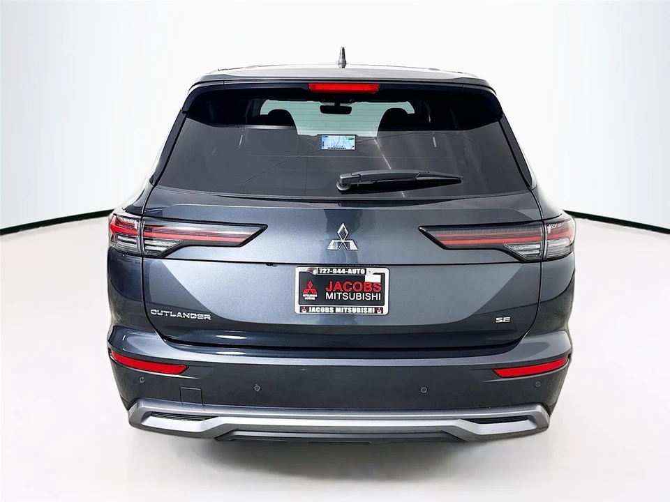 2026 Mitsubishi Outlander - Image 6 of 21