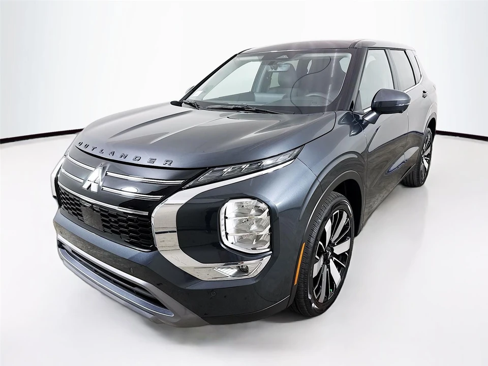 2026 Mitsubishi Outlander - Image 3 of 21