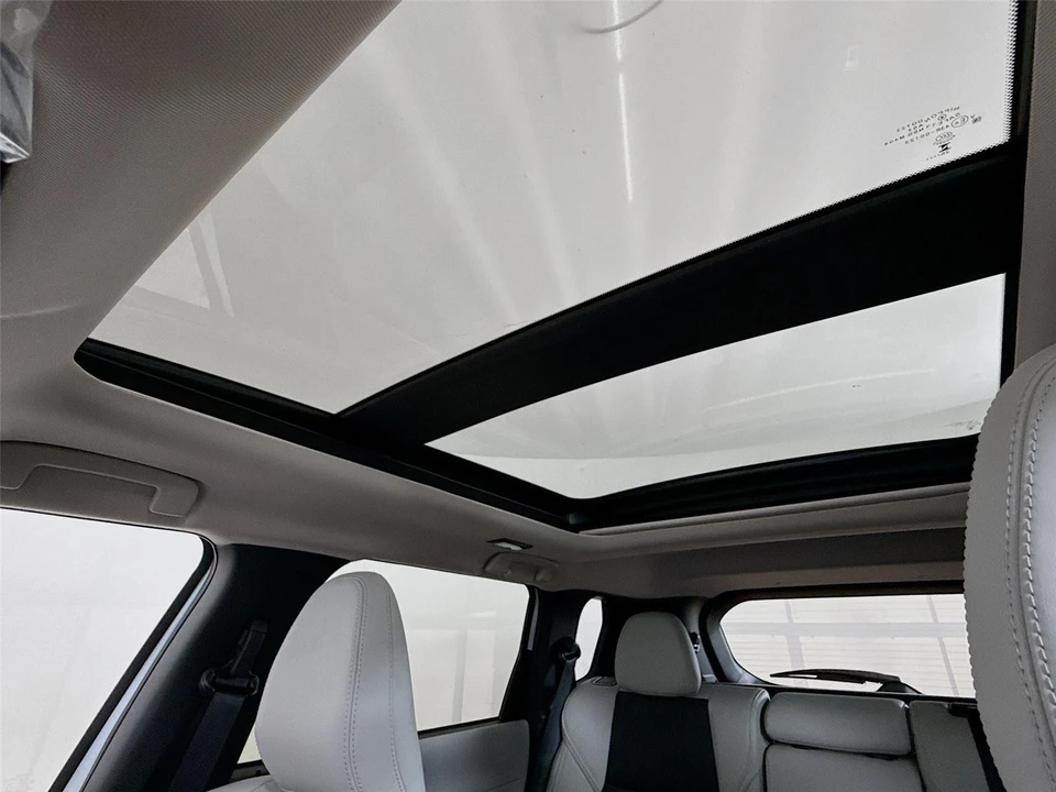 2026 Mitsubishi Outlander - Image 20 of 21