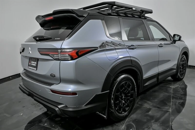 2026 Mitsubishi Outlander - Image 9 of 21