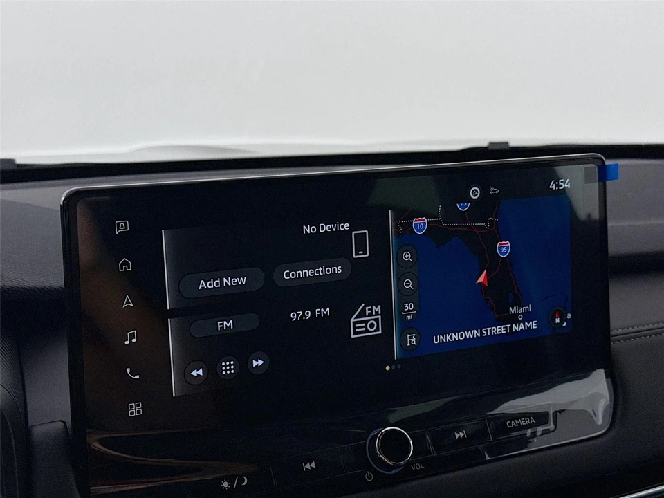 2026 Mitsubishi Outlander - Image 14 of 21