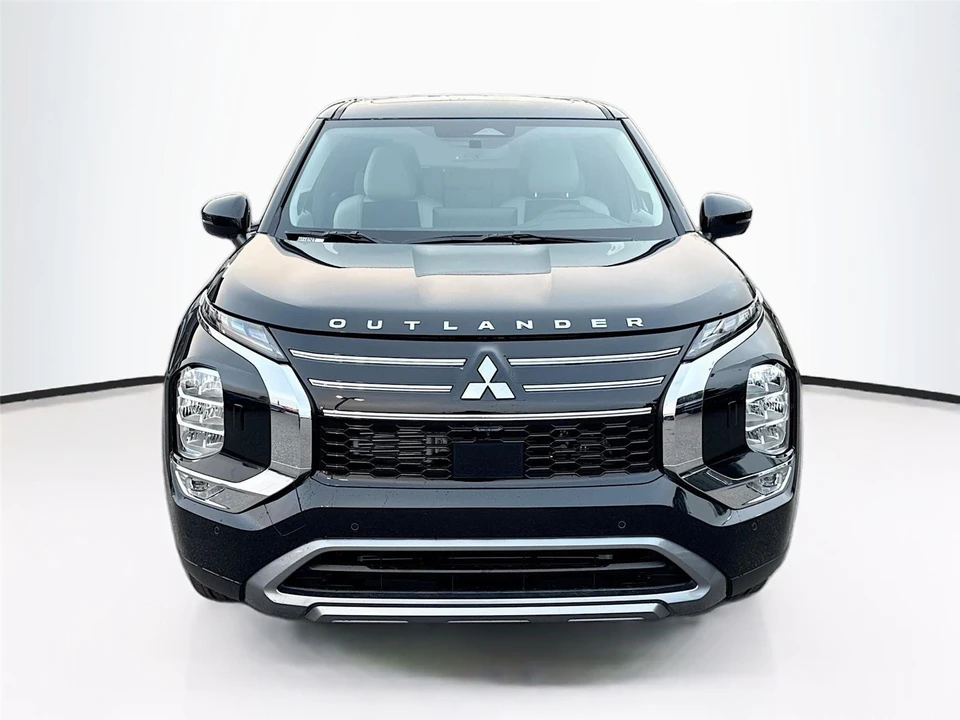 2026 Mitsubishi Outlander - Image 3 of 21