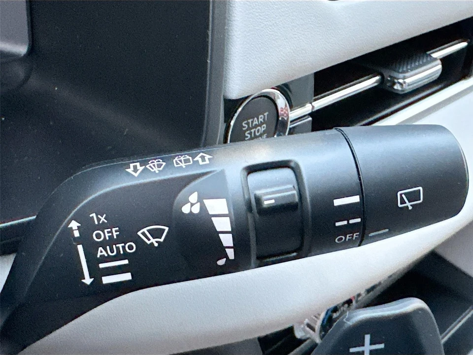 2026 Mitsubishi Outlander - Image 11 of 21