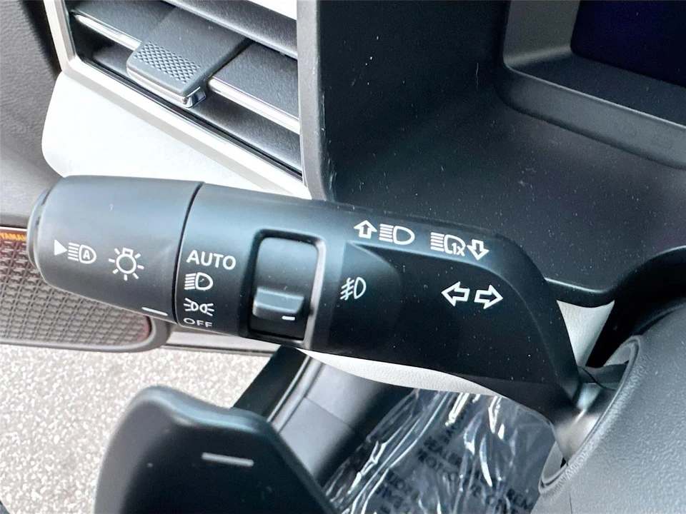 2026 Mitsubishi Outlander - Image 10 of 21
