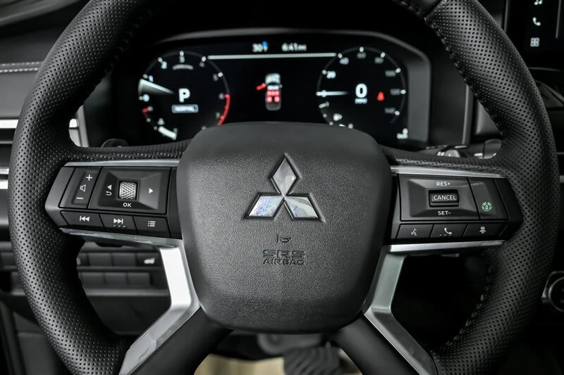 2026 Mitsubishi Outlander - Image 20 of 21